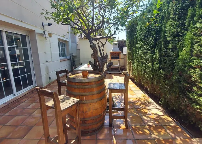 Casa Con Piscina En Costa Barcelona