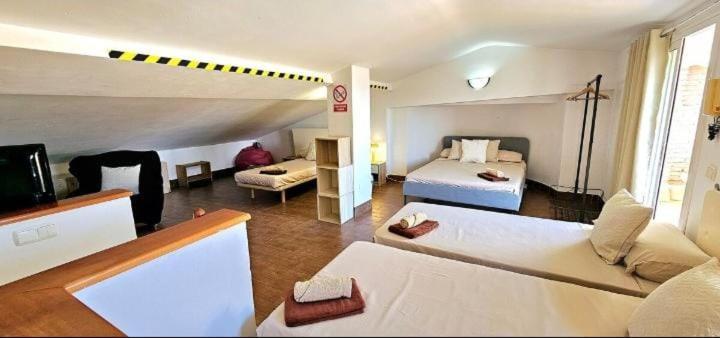 Casa Con Piscina En Costa Barcelona