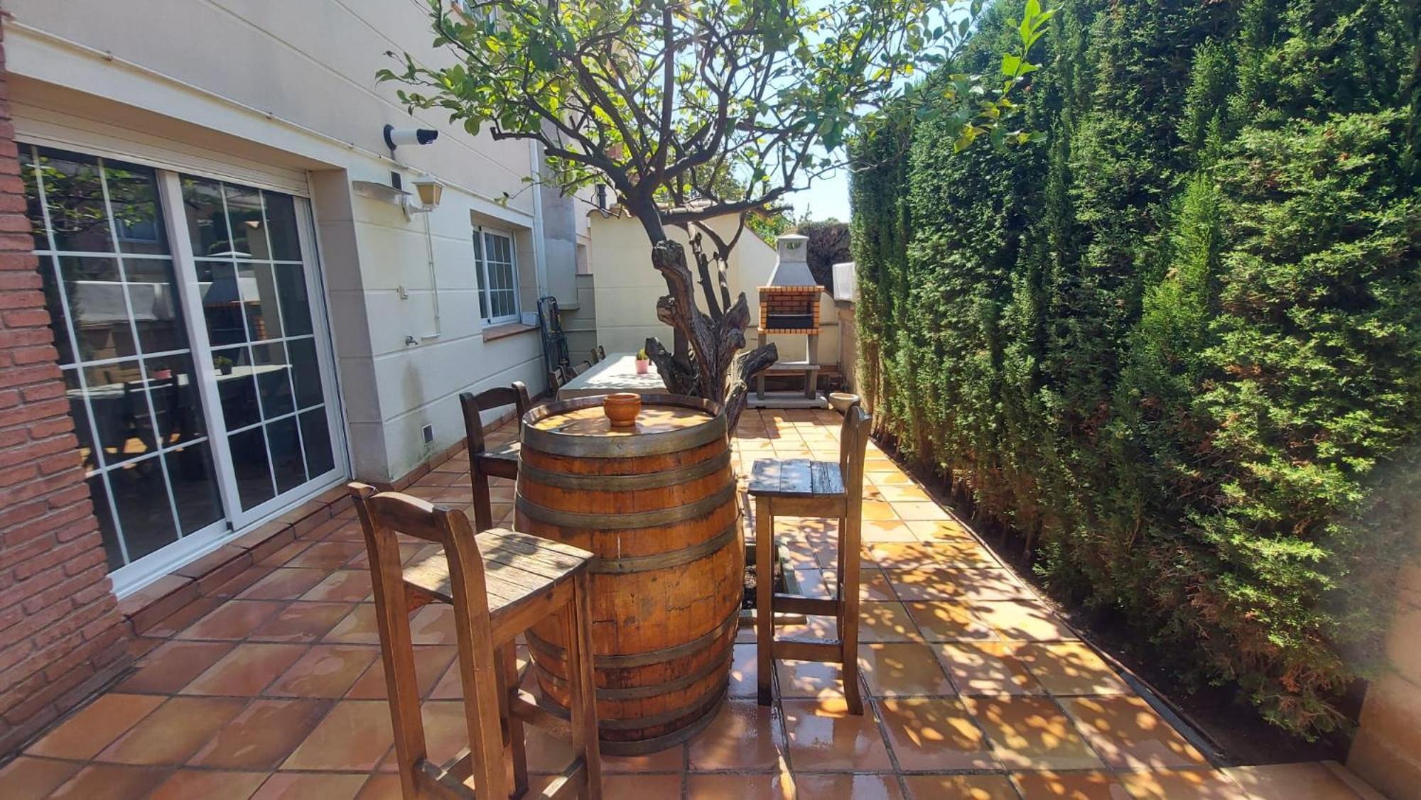 Casa Con Piscina En Costa Barcelona *